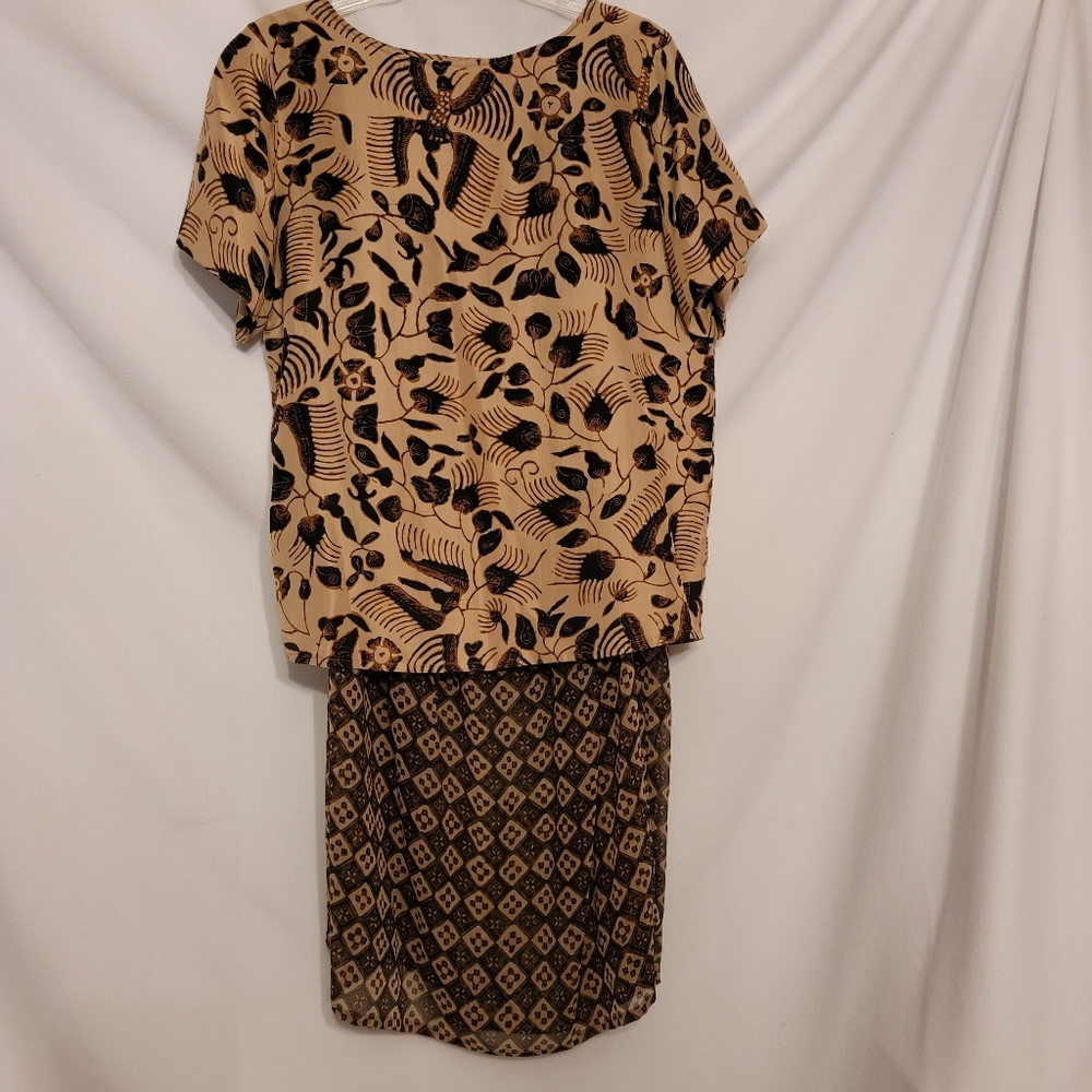 Rita Miller 100% Silk Top & Sheer Skirt, Size Small